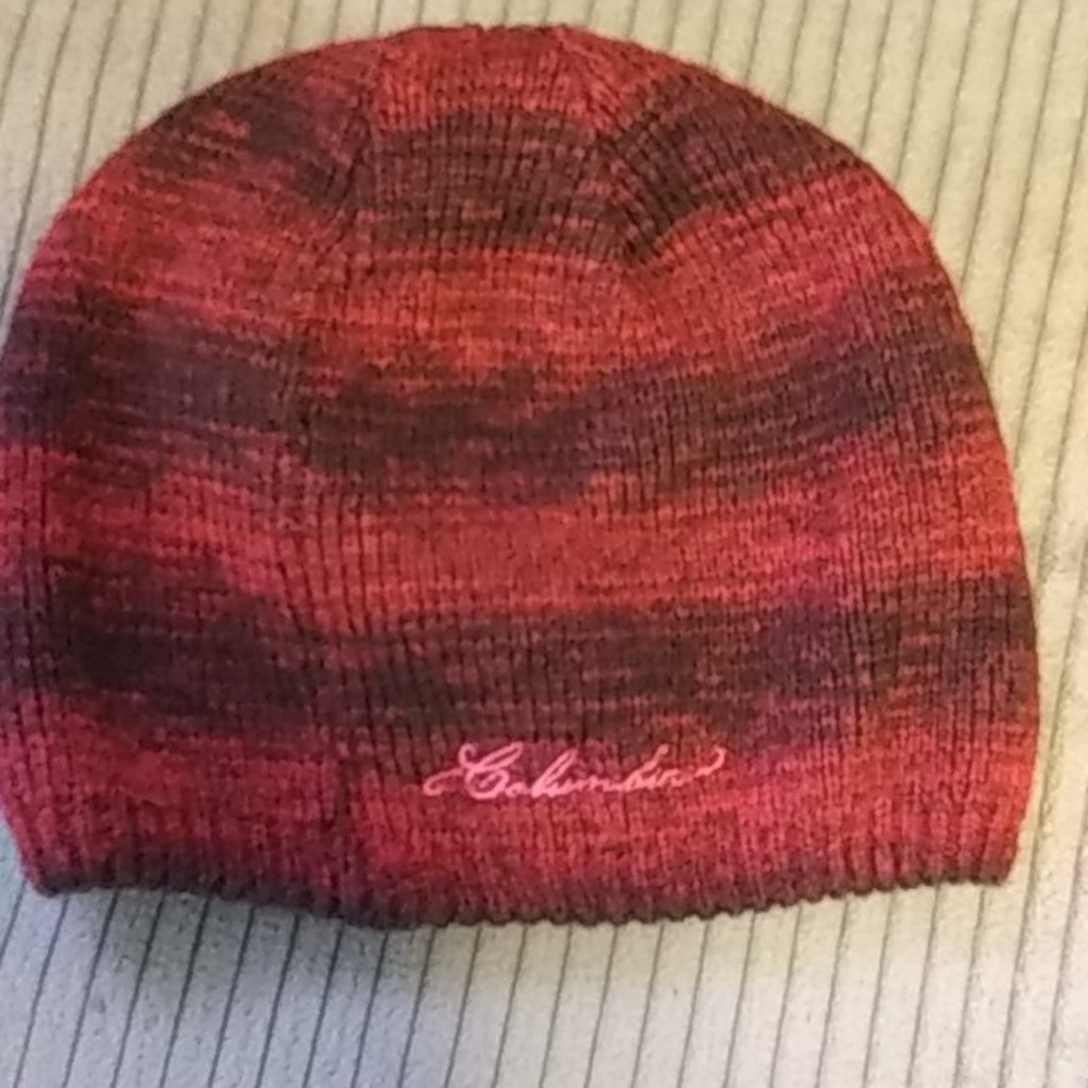 Columbia reversible beenie.